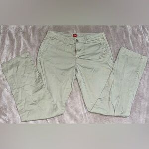 Dickies Women’s Khaki Pants Size 11 Juniors